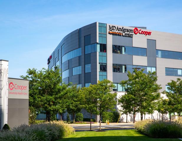 MDACCC external from MLK street view building