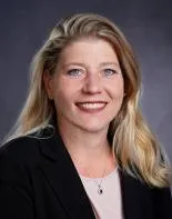 Colleen Tuttle headshot